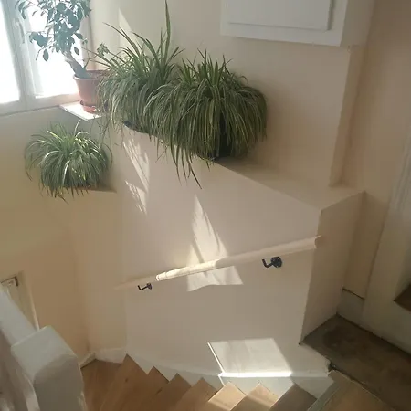2 Pieces Centre *